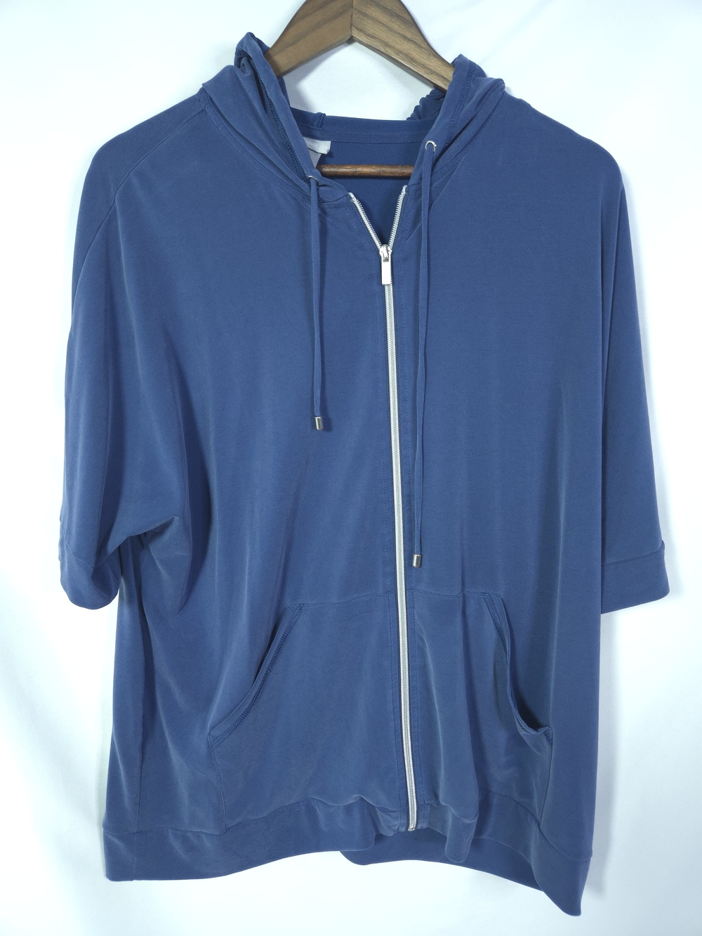 Chico’s Deep Blue Short‑Sleeve Zip Hoodie – Size 3 (Fits Like XL)